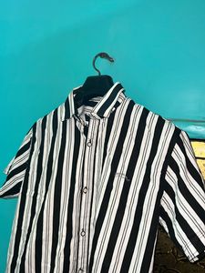Like a new shirt not use becuse size is -  M