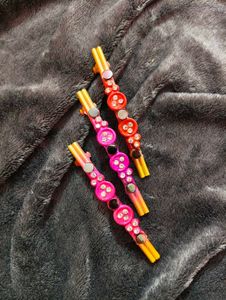 mom hair clips