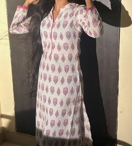 White Kurthi