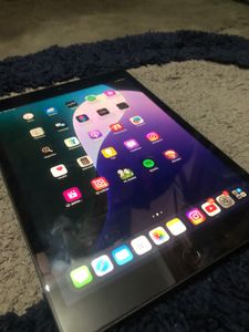 Apple iPad 8th Generation Wi-Fi Only 32gb