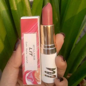 New✅️Myglamm Satin Matte Lipstick 💄