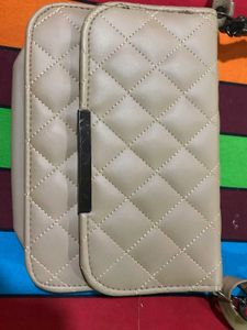 Nude Colour Slinbag