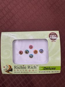 Women 6 New Bindi