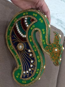Peacock Stylish Fry Fruit Box