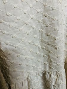 Beautiful chicken Kadai white top.