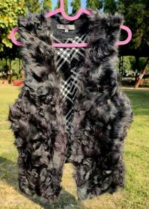 Trendy Faux Fur Sleeveless Vest/Jacket