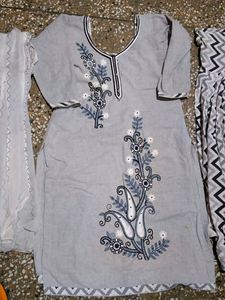 Gray Thread Work Full Suit Salwar, Duppatta