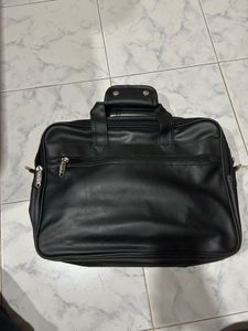 Premium Laptop Bag with 5 Chains and Compartmen