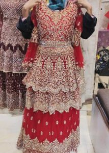 Lehnga N Gown 15000 Each