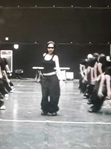 jennie red and black top combo