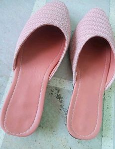 Juties/Flip-flops/ Flats Party Wear