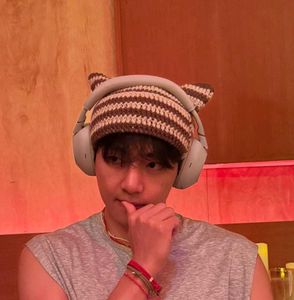 Crochet V's Cute Cat Beanie