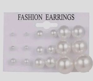 Pearl Stud Earring Set