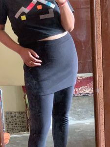 Black Skirted Leggings🍷