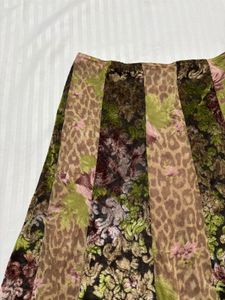 y2k floral skirt