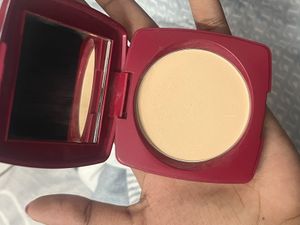 Lakme Compact