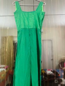 Cape dress- Front open- side zip