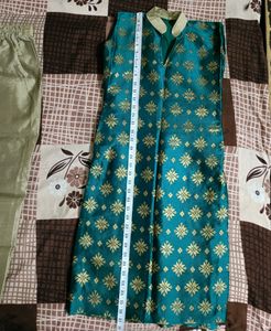 Traditional Pant And Kurta Set ( Women&#39;s)