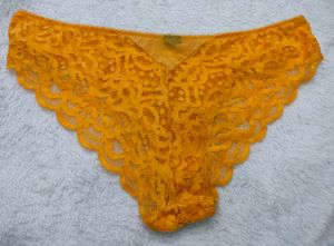Yellow Lace Hipster Panties 💚
