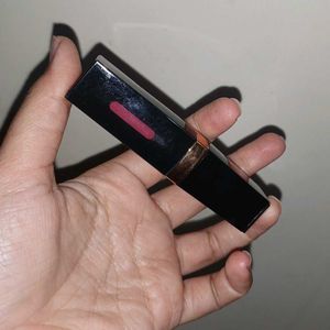 Manish Malhotra Lipstick