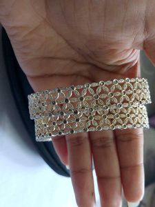Silver  Floral Bangle Bracelet