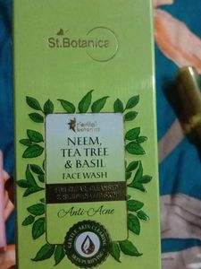 St. Botanica Neem,Tea Tree And Basil Face Wash