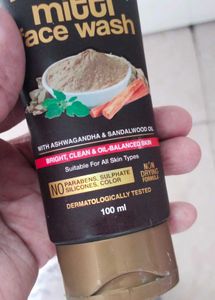 wow multani mitti face wash