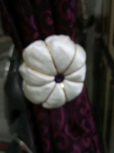 Curtains Cliff (Pack Of 2)