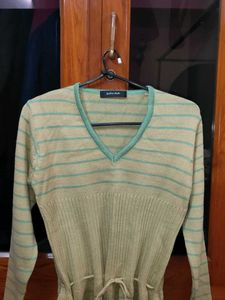 Beautiful New Mustard Colour Sweater Top