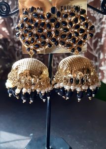 Earings
