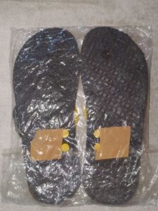 UTO Men&#39;s Flip Flops - Size 9