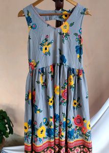 Max Cares Floral Dress, M Size