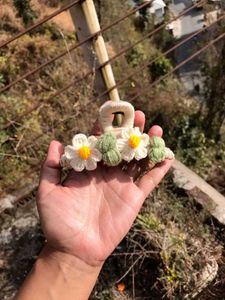 Flower Hair Claw Clips
