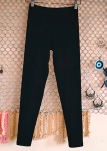 Size Small 🎁Buy 2 Get 1 Free 🎁Small Black Leggin