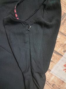 Black Flarred Top