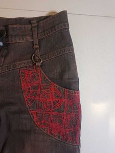 vintage bootcut Jeans with Red Accents