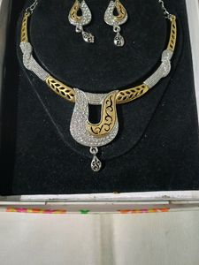 Necklace Set