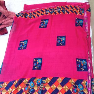 Elegant Pink Floral Saree with blouse piece