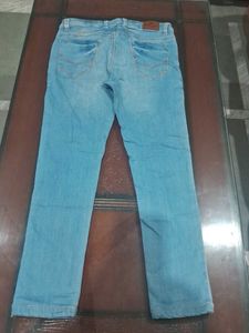 Light Wash Denim Jeans