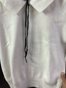 PURE WHITE WOOLLEN SWEATER