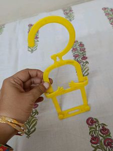 Hanging Mobile Charger