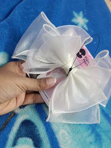 White Hair Bow