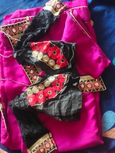 Saree With Embroidery Work Stiched Blouse
