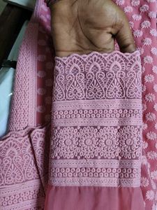Elegant Pink Embroidered Kurta