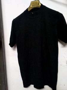 Black Short Sleeve Top