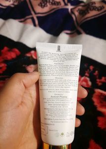 GLASISIT SKIN ILLUMINATING FACE WASH