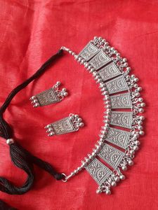 New Oxidised Silver Necklace With Earrings