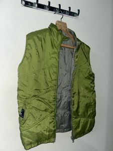 Sleeveless Double Sided Puffer Vest (green &amp; grey)