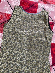 Vintage Floral Sleeveless kurti