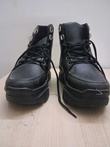 Black Boots( Never Worn)